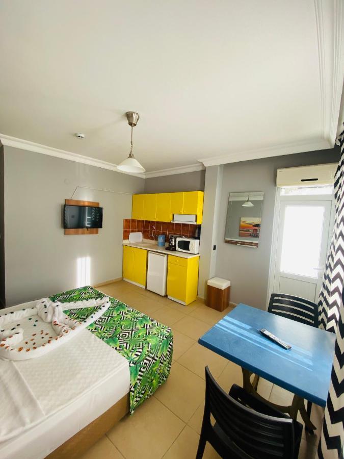 Kleopatra Icaria Apart Hotel Аланя Екстериор снимка