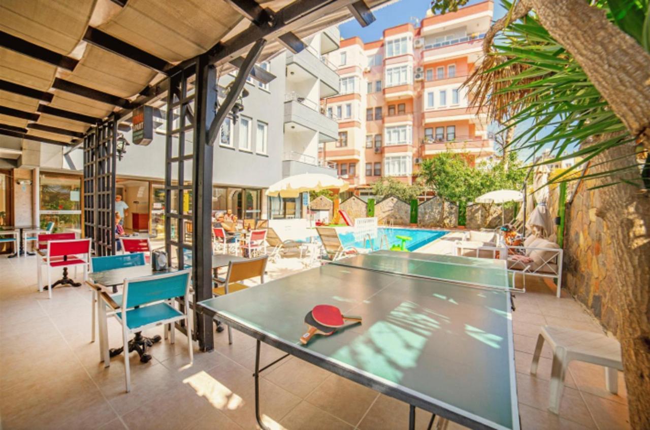 Kleopatra Icaria Apart Hotel Аланя Екстериор снимка