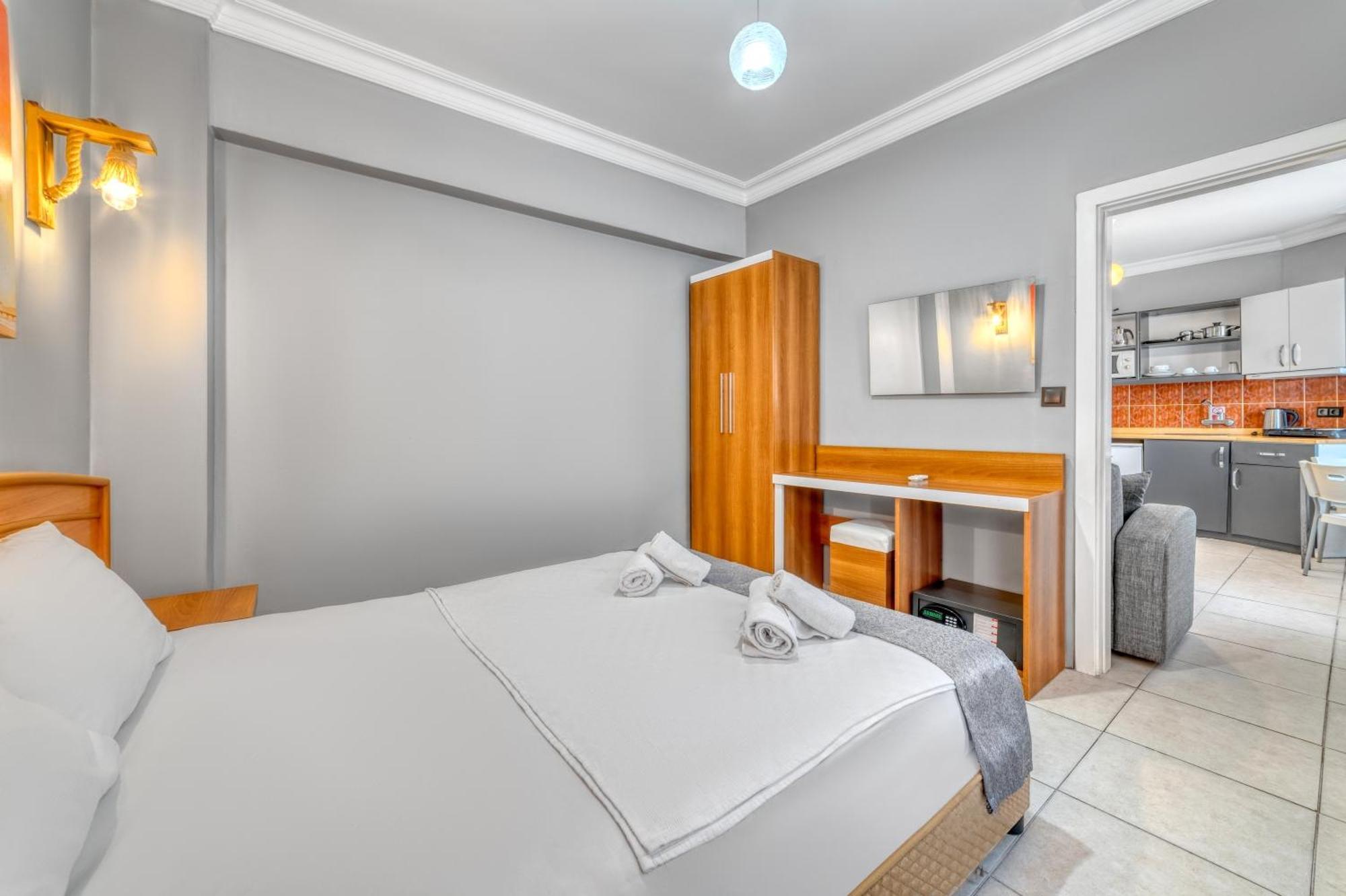 Kleopatra Icaria Apart Hotel Аланя Екстериор снимка